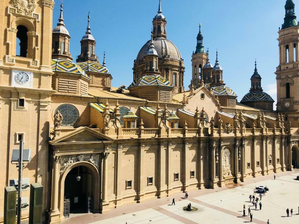 Az El Balcon A La Basilica II - Vistas Inmejorables A La Basilica Del Pilar! Lägenhet Zaragoza Exteriör bild